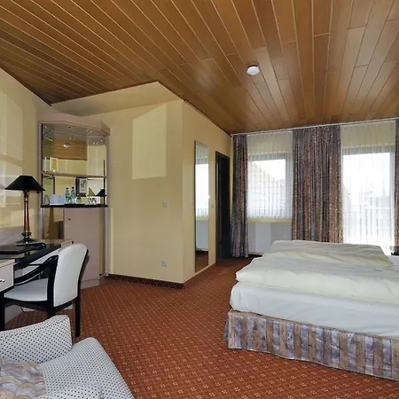 Zum Backer Hotel Udenhain