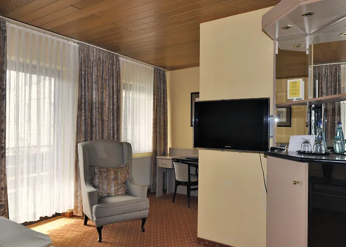 Hotel Zum Baecker 3*