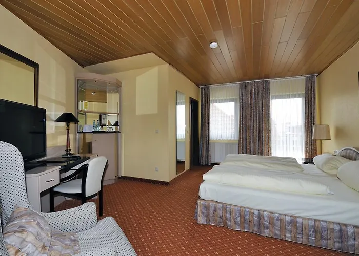 Zum Baecker Hotel Udenhain